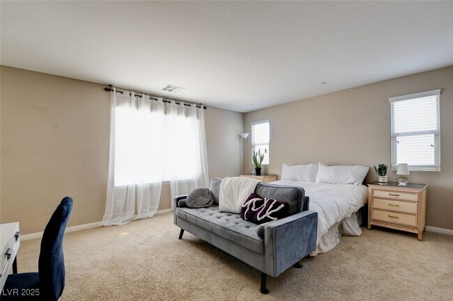 Building Photo - 462 Fortissimo St