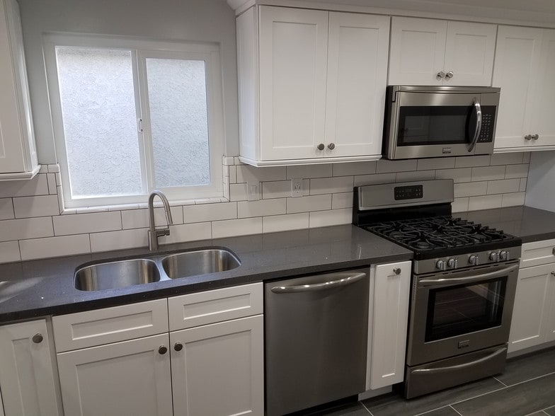 Building Photo - 1745 Herrin St