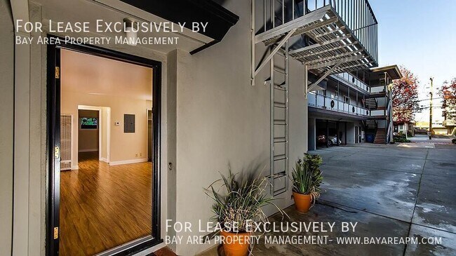 Building Photo - 129 Lorton Ave