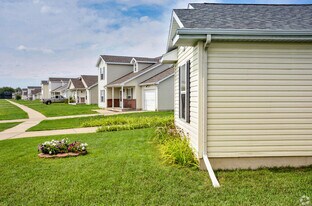 Building Photo - Meadowview Estates Family Homes