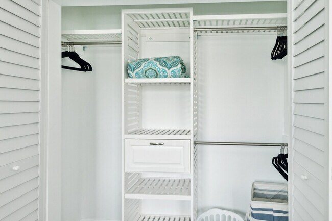 Building Photo - 111 Hanover St