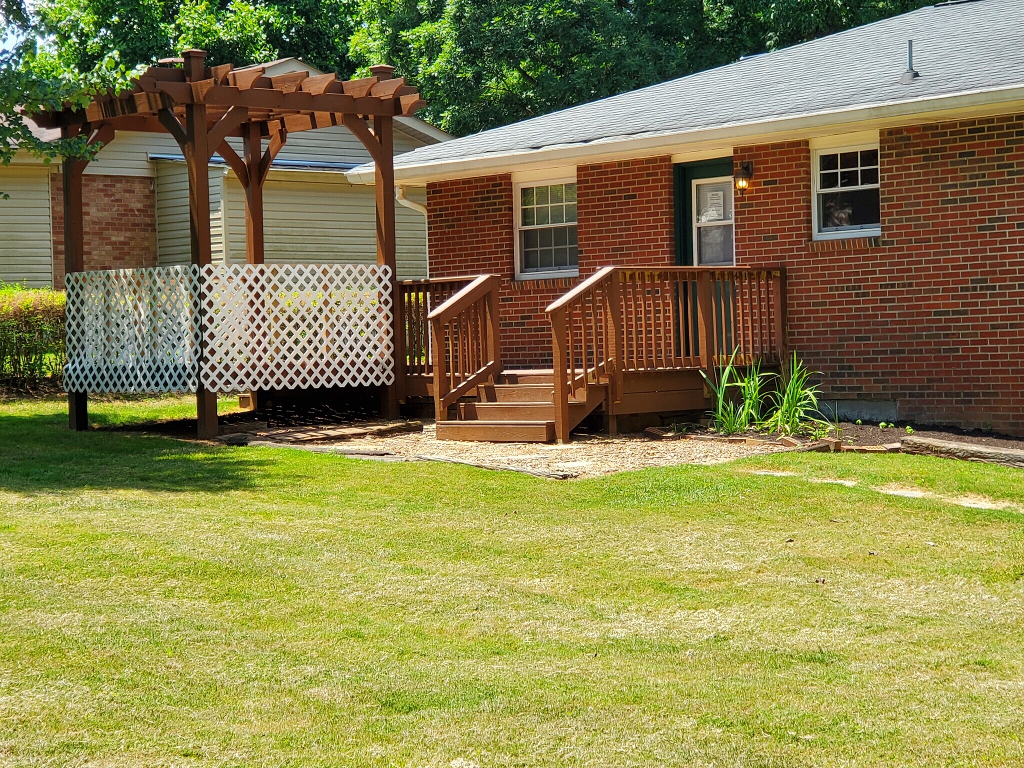 Building Photo - 616 Starlite Ln