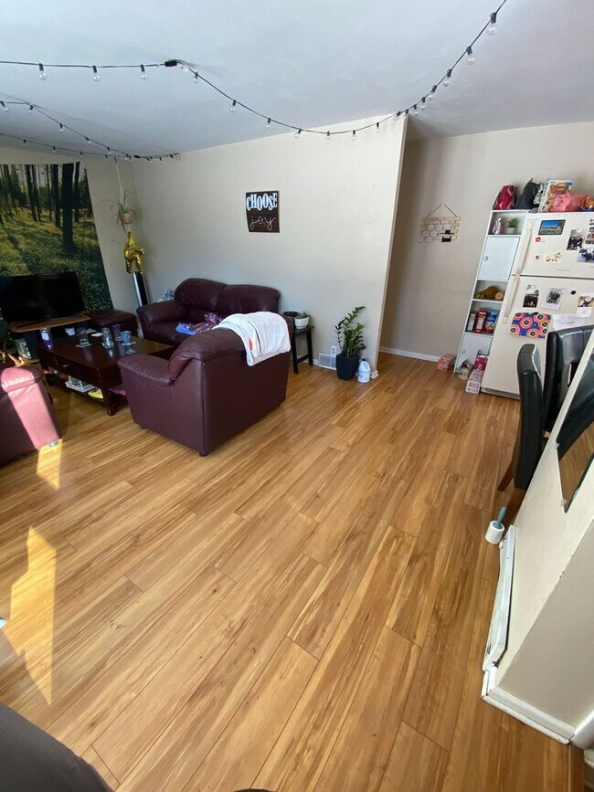 Building Photo - 1226 Missouri Ave