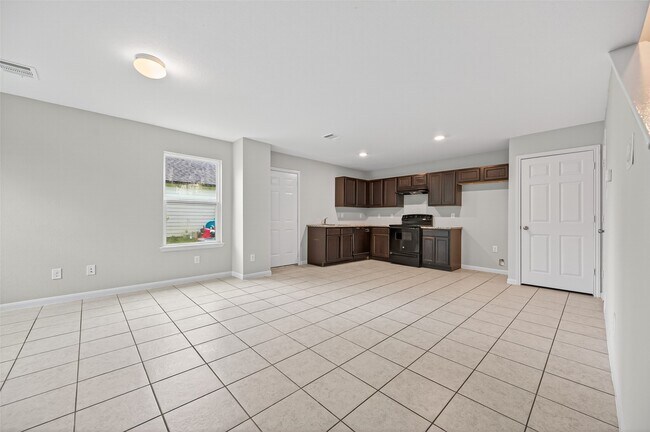 Building Photo - 14774 Bowie Ln