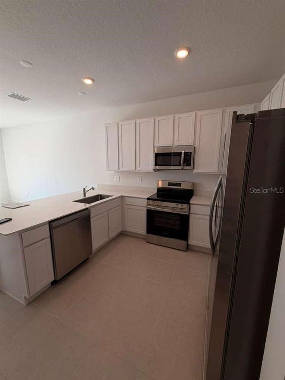 Building Photo - 2728 Skyline Lp