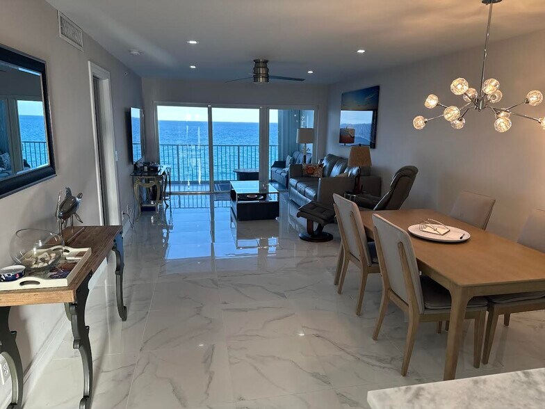 Building Photo - 3101 S Ocean Blvd