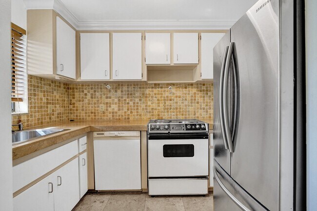 Building Photo - 2514 Taylor St