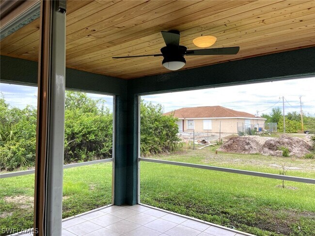 Building Photo - 2502 31st St SW