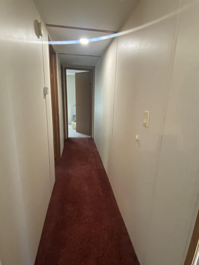 Building Photo - 2894 Lake Upchurch Dr