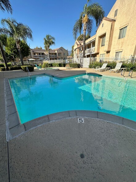 Primary Photo - La Verne Senior Apartments