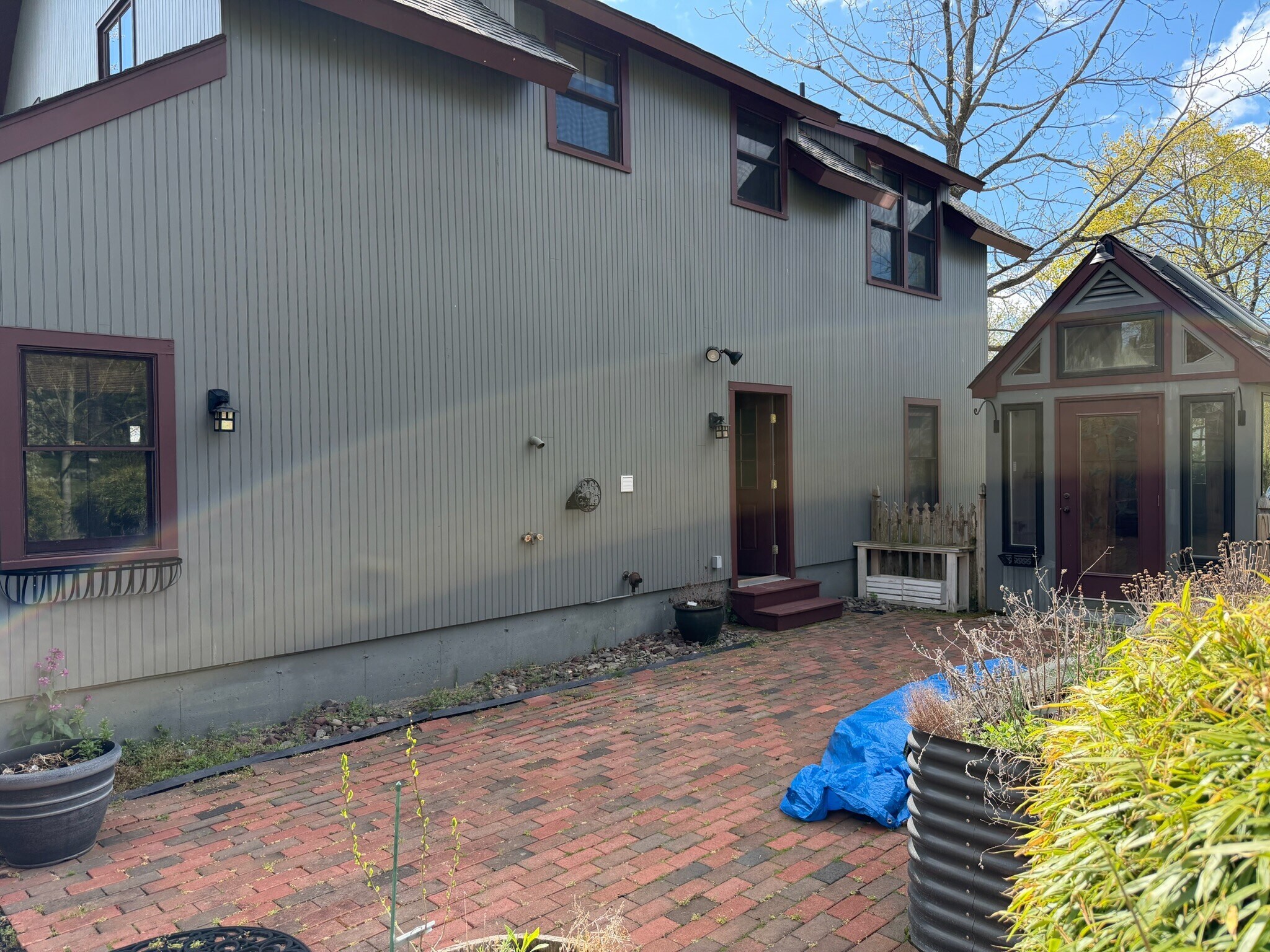 Building Photo - 9 Ashby St