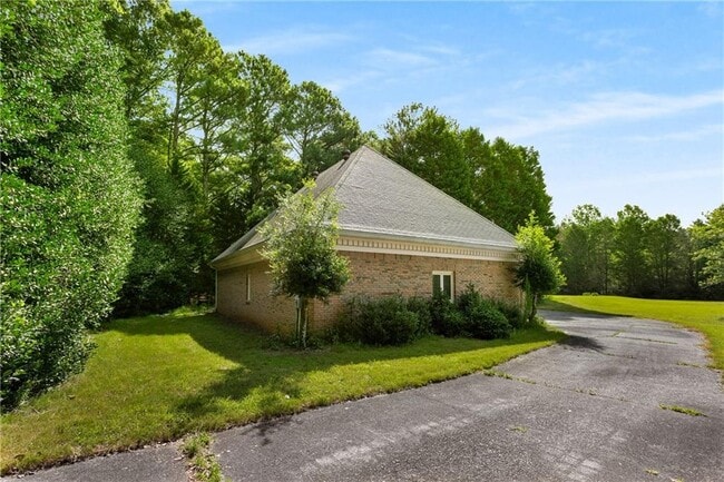 Building Photo - 1000 Grayson Pkwy