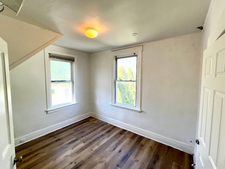 Bedroom #1 - 1633 McDaniel Ave