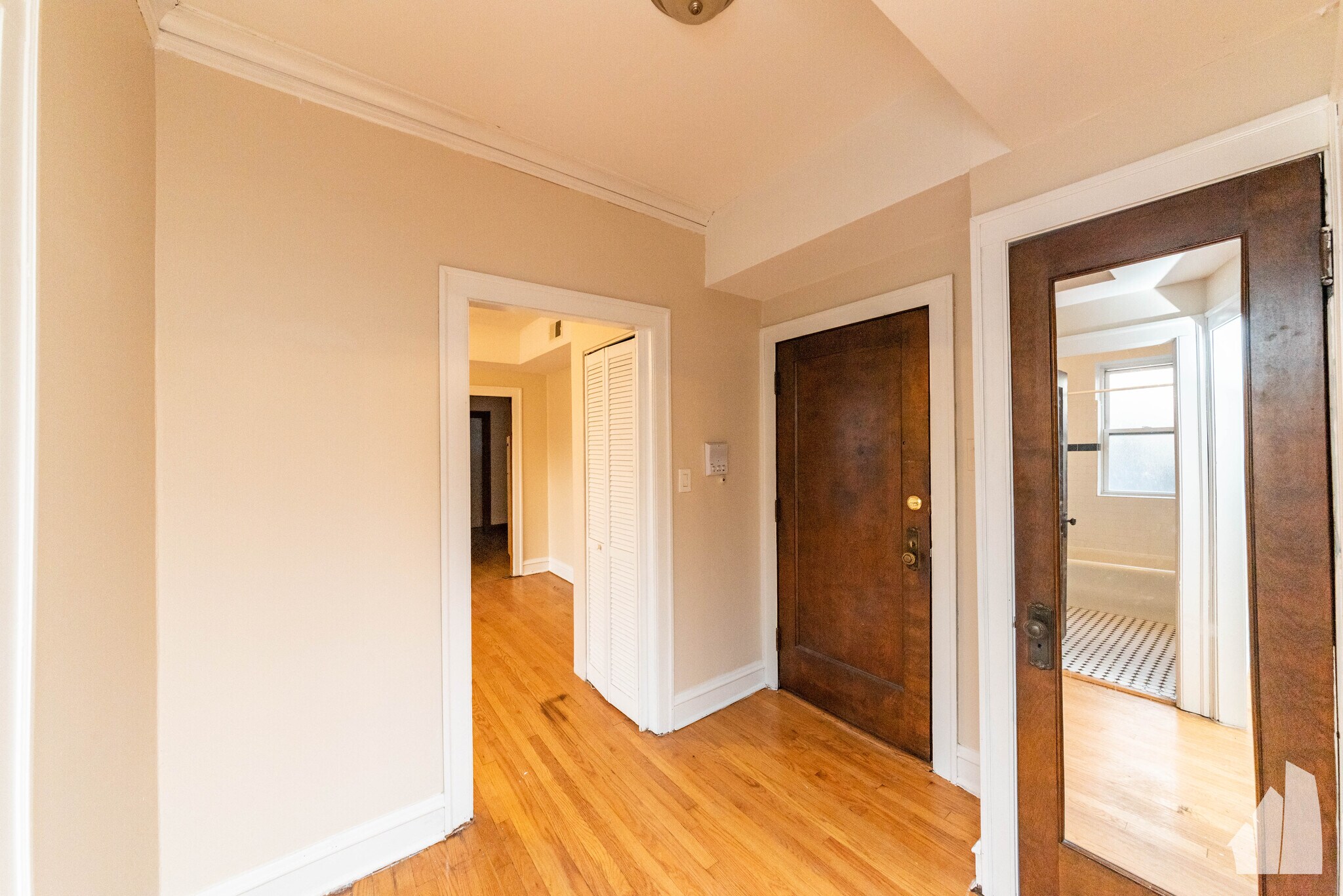 Building Photo - 4335 N Campbell Ave