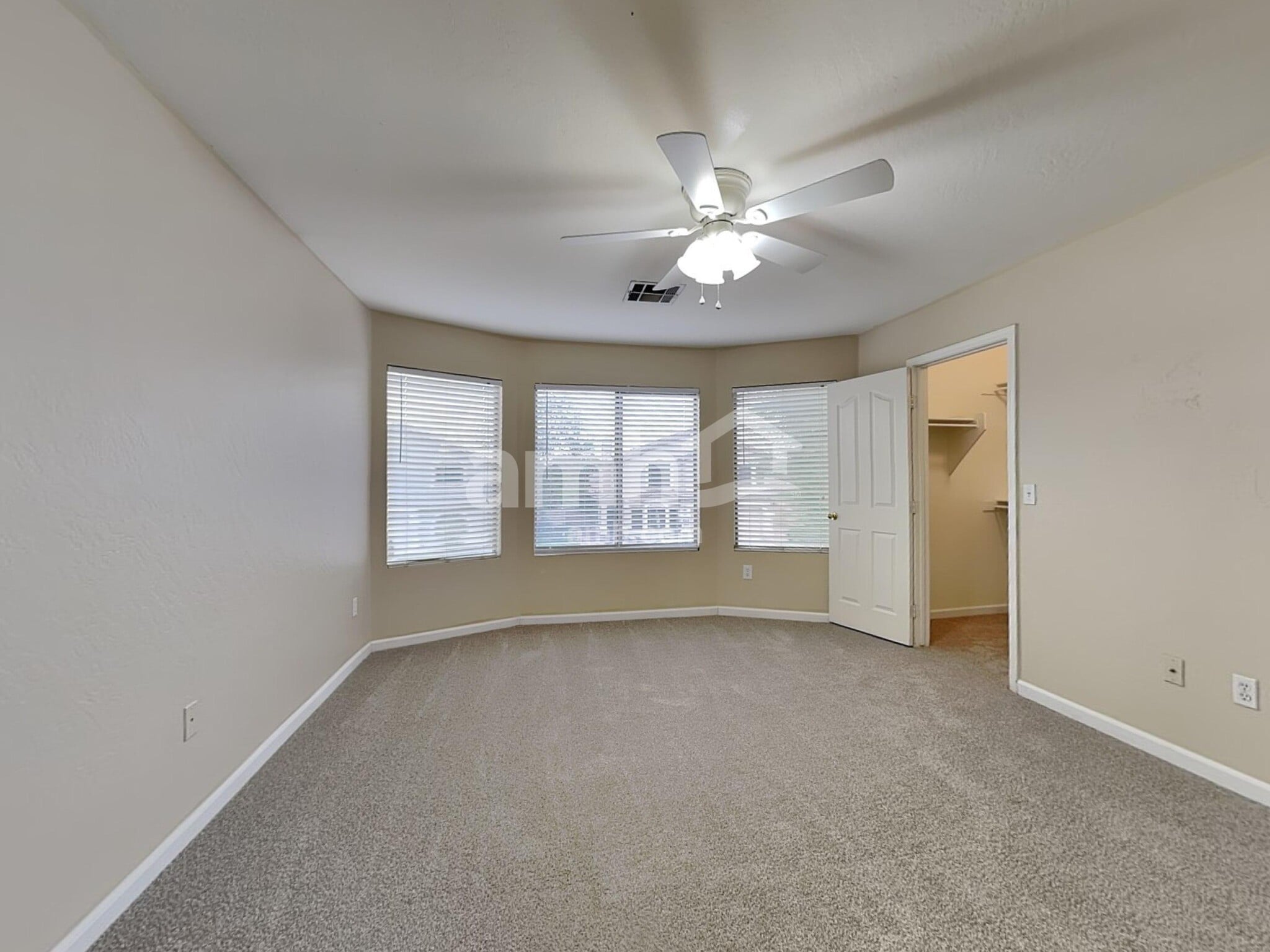 Building Photo - 2061 E Appaloosa Rd