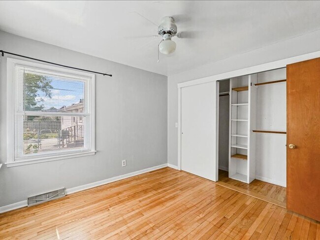 Building Photo - Spacious 3-Bedroom Home with Oversized Garage Space!