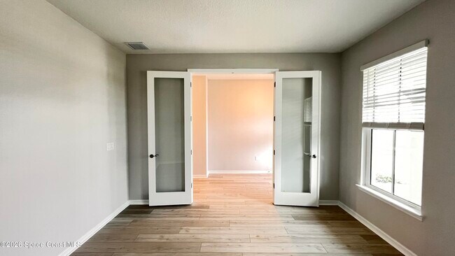Building Photo - 5009 Sunnytime St