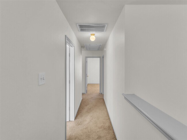 Building Photo - 19022 Yellow Thrush Dr