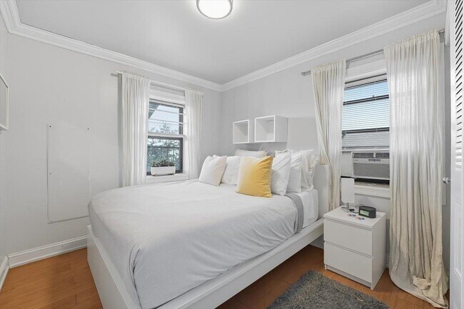 Building Photo - 1721 John F. Kennedy Blvd