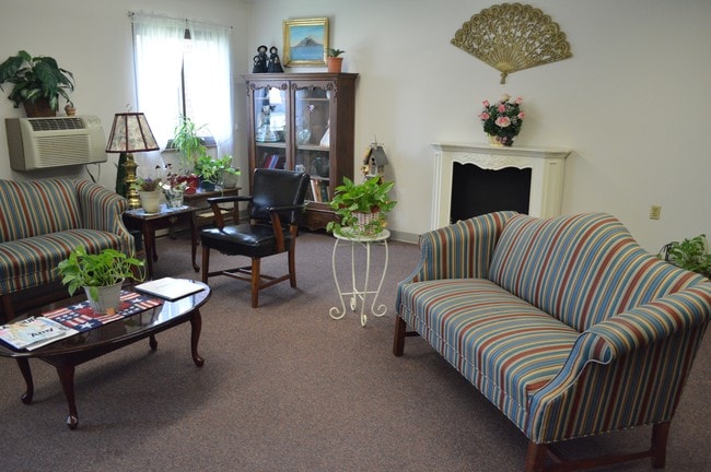 Primary Photo - Prairie Oaks Village