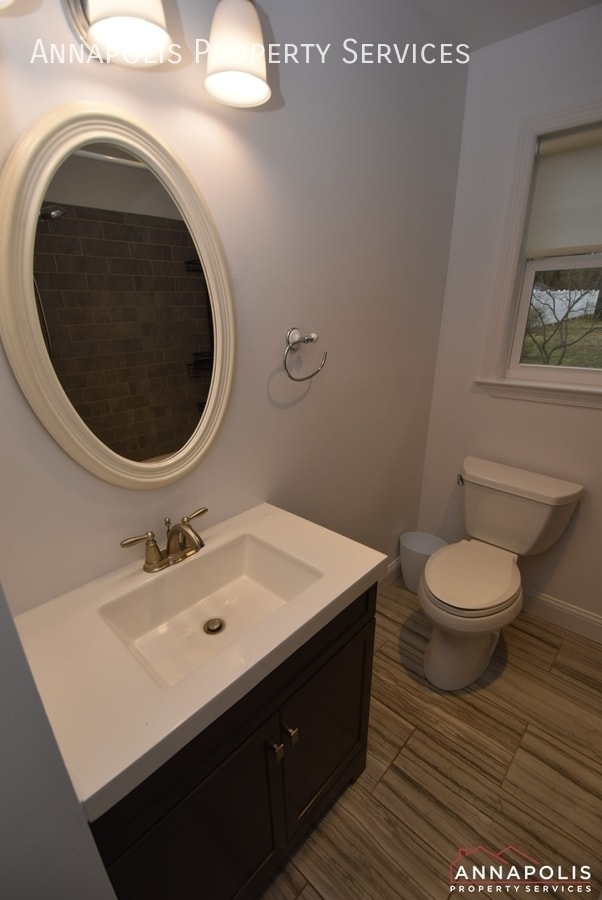 Building Photo - 254 Severn Rd