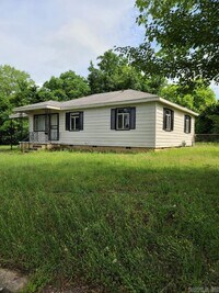 Building Photo - 111 Border Cir