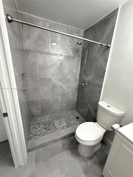 Building Photo - 624 Westward Dr
