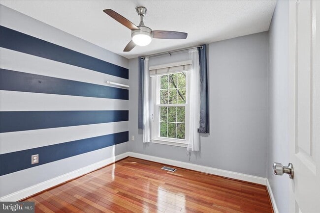 Building Photo - 7211 Squirrel Run Ct