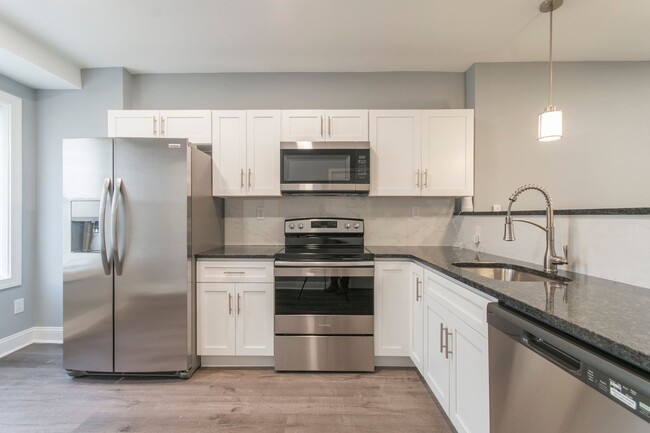 Building Photo - Gorgeous ~ Spacious ~ Brand New 3 Bedroom ...