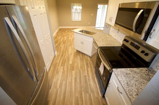 Building Photo - 5086 Rambler Rose Way