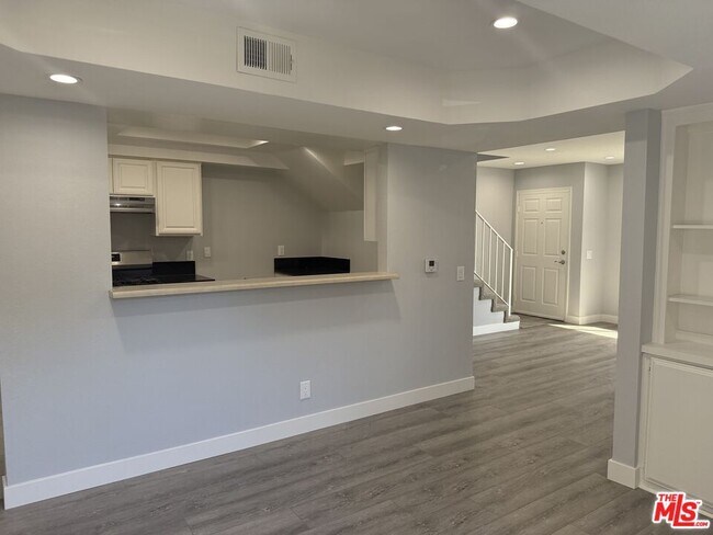 Building Photo - 7639 Kester Ave