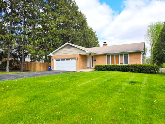 Building Photo - 1223 Westhaven Dr