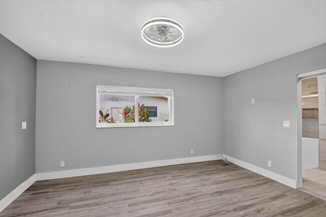 Building Photo - 14624 Country Side Ln