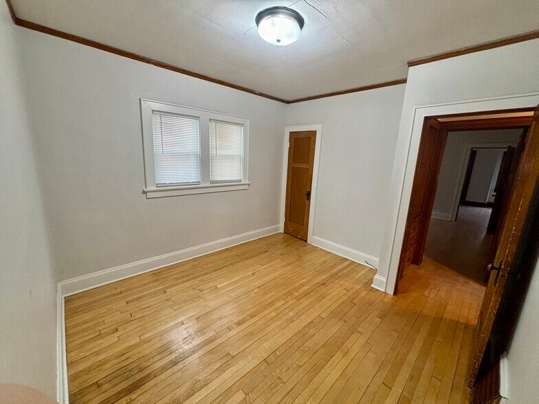 Bedroom 2 - 5223 W Wisconsin Ave