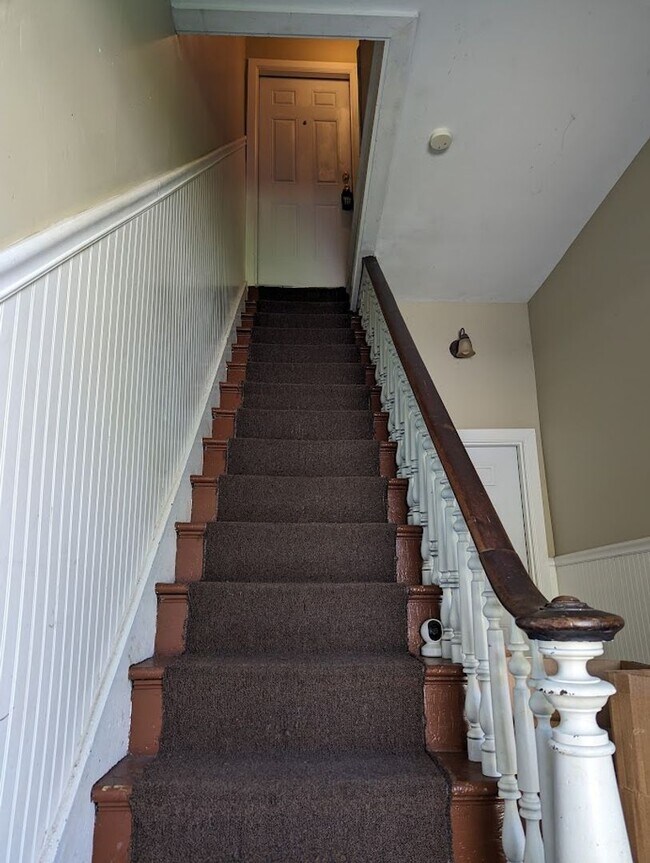 Building Photo - 626 Washington St