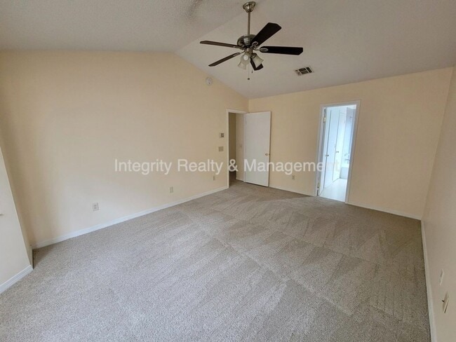 Building Photo - 7519 Allspice Cir N