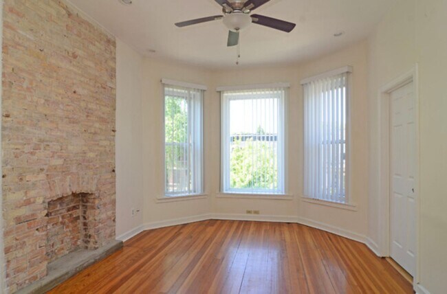 Building Photo - 2519 N Francisco Ave