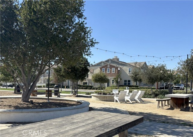 Building Photo - 2848 E Berry Loop Privado