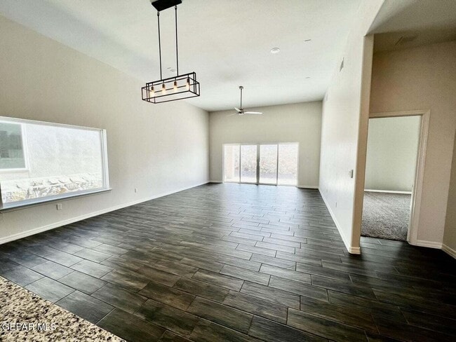 Building Photo - 13652 Glen Vista Ln