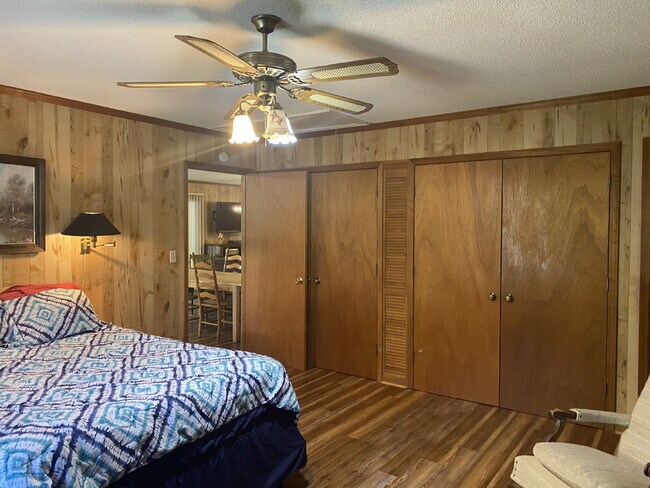 Building Photo - Lakefront Living! Furnished 3-Bed Home w/ ...