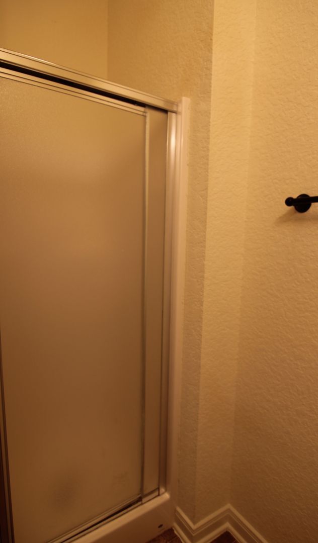 Building Photo - Large Deck off Living Room / Fridge Included /Located Between Gruene & Downtown New Braunfels /CISD