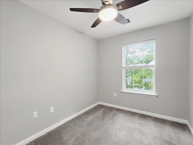 Building Photo - 1526 Brookstone Pl