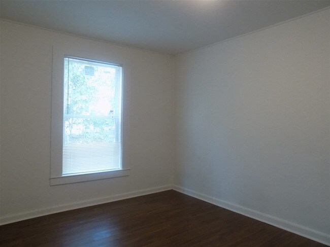 Building Photo - 1316 Stone Rd