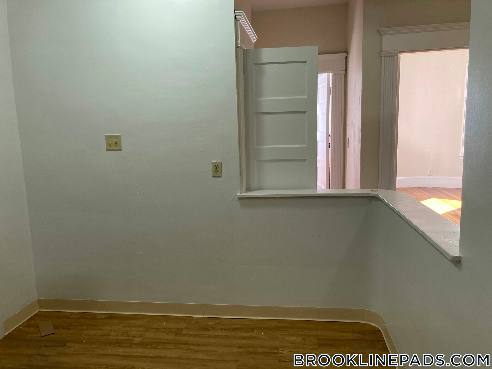 Building Photo - 1595 Beacon St