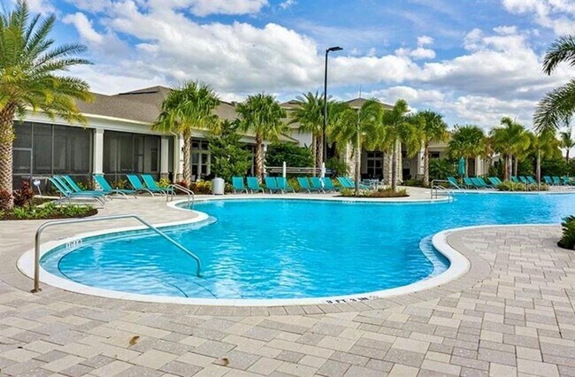 Building Photo - 16719 Harper Cove Dr