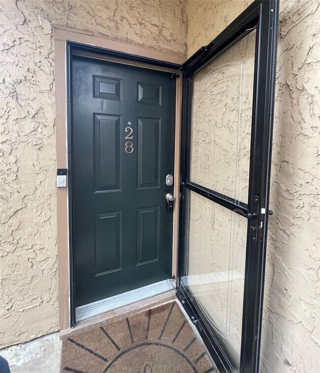 Building Photo - 5000 Milwee St