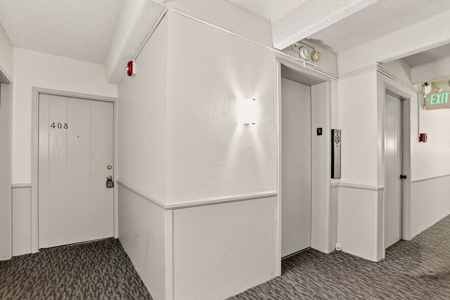 Building Photo - 1365 Columbine St