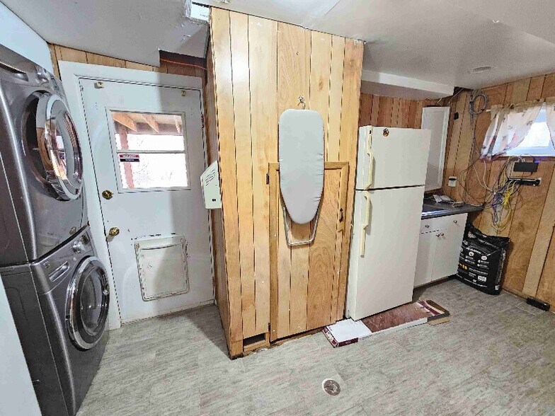 Building Photo - 14187 Logan Ct