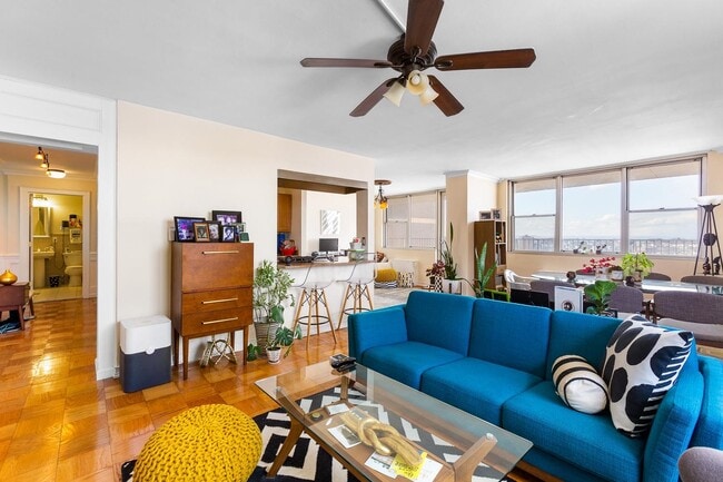 Building Photo - 6040 JFK Blvd E