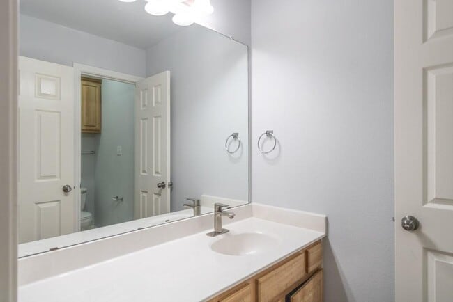 Building Photo - 8214 Cornerwood Dr